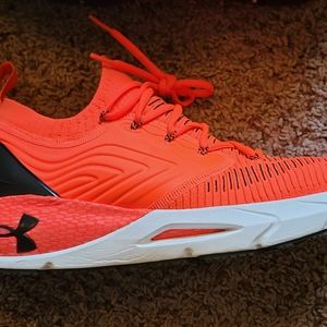 New Under Armor HOVR Phantom 2 INKNT orange.